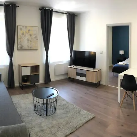 S'capades 2 - Wifi Netflix Apartment